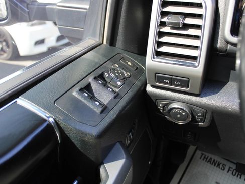 Used 2018 Ford F350 Platinum w/ Platinum Ultimate Package AWD/4WD image 13