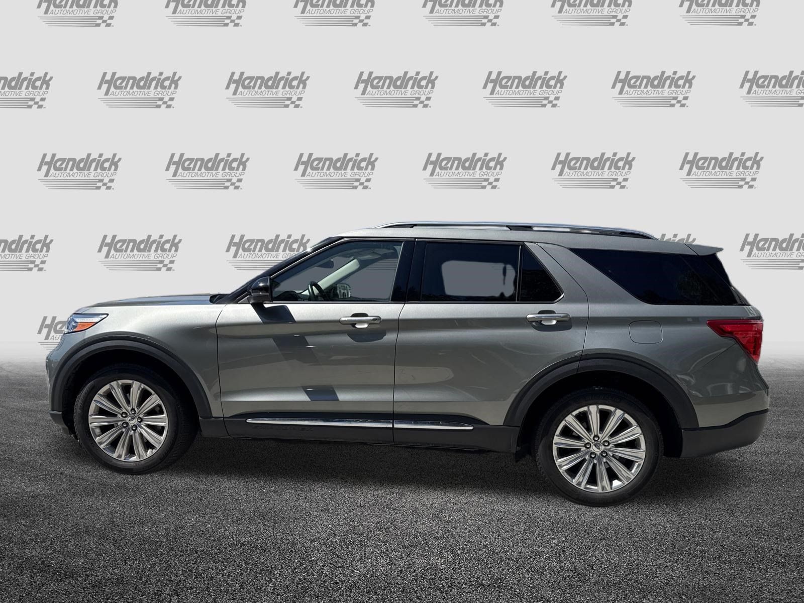 Used 2020 Ford Explorer Limited w/ Class III Trailer Tow Package AWD/4WD image 6