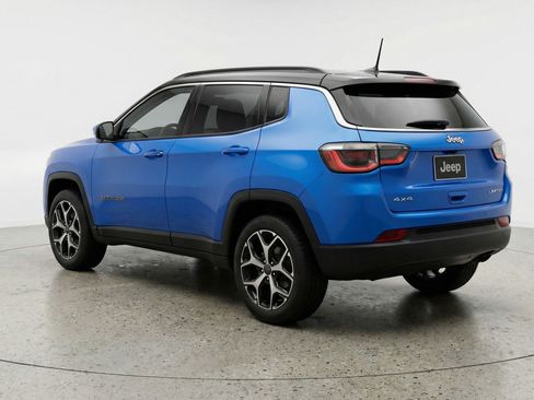 Used 2025 Jeep Compass Limited AWD/4WD image 6