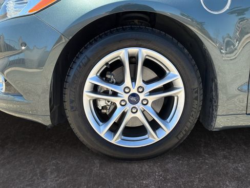 Used 2016 Ford Fusion Energi Titanium w/ Driver Assist Package FWD image 9