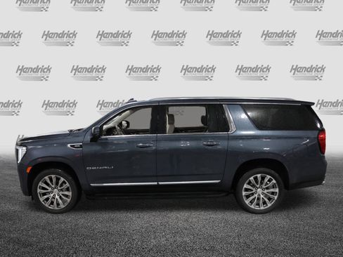 Used 2021 GMC Yukon XL Denali image 6
