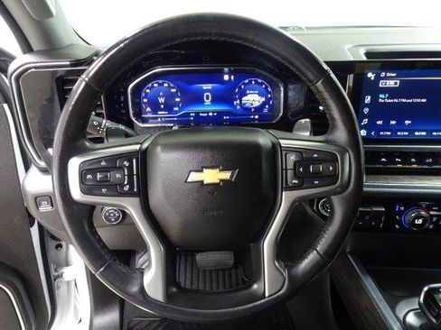 Used 2023 Chevrolet Silverado 1500 LTZ AWD/4WD image 29