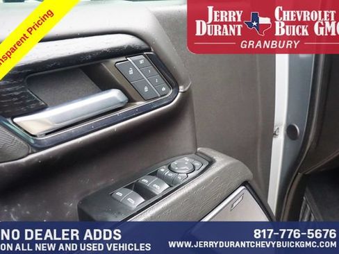 Used 2024 GMC Sierra 2500 AT4X AWD/4WD image 17