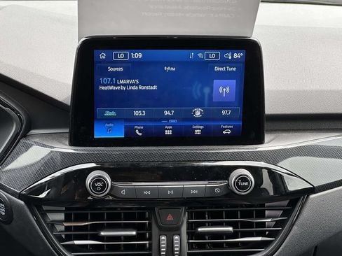 Certified 2025 Ford Escape ST-Line FWD image 11