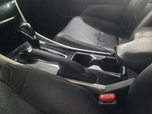 Used 2016 Honda Accord EX-L image 26