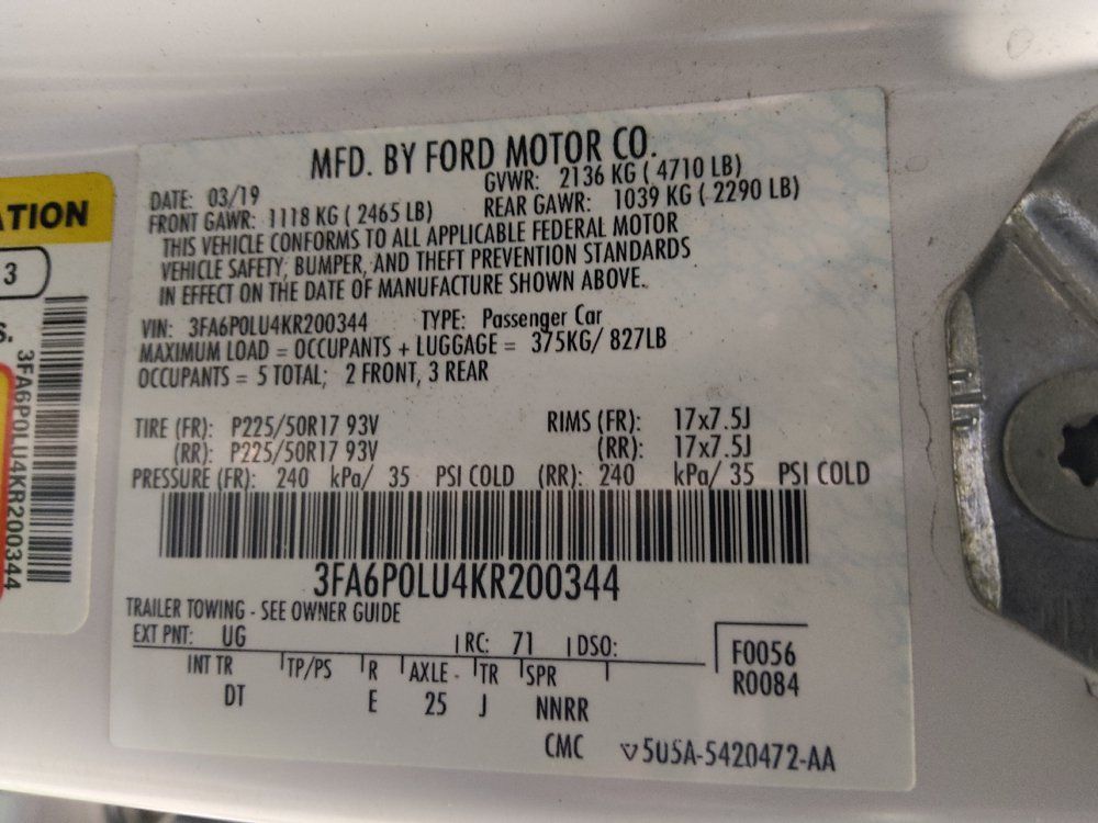 Used 2019 Ford Fusion SE FWD image 33