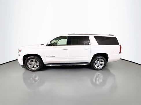 Used 2019 Chevrolet Suburban Premier RWD image 6