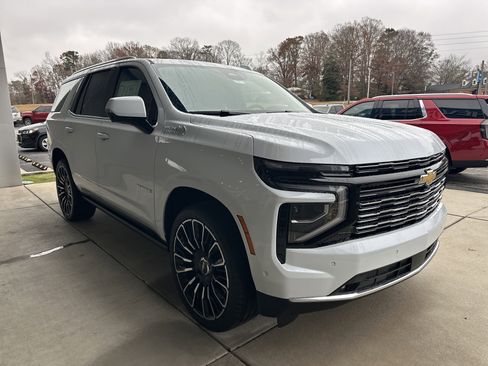 New 2026 Chevrolet Tahoe High Country image 2