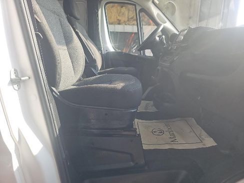 Used 2023 RAM ProMaster 2500 FWD image 14