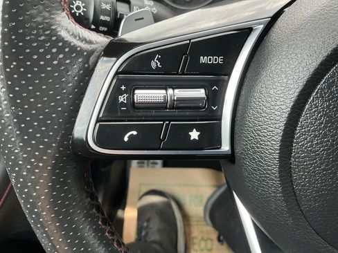 Used 2022 Kia Forte GT w/ GT Technology Package FWD image 17