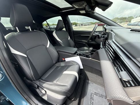 Certified 2025 Toyota Camry SE w/ Convenience Package FWD image 26