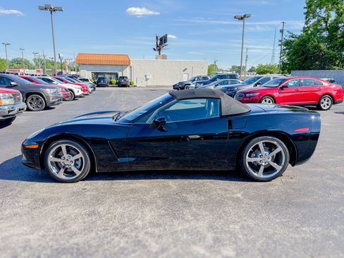 Used 2010 Chevrolet Corvette Convertible w/ 3LT RWD image 10