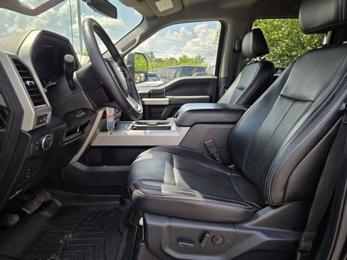 Used 2021 Ford F250 Lariat w/ Lariat Value Package AWD/4WD image 22