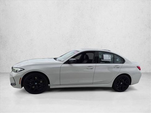 Used 2025 BMW 330i Sedan w/ M Sport Package RWD image 8