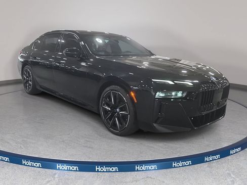 Certified 2024 BMW 740i RWD image 3