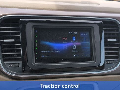 Used 2015 Volkswagen Beetle 1.8T image 4