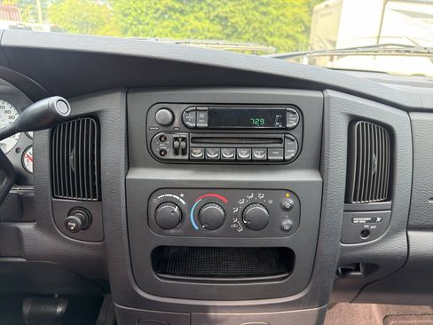 Used 2004 Dodge Ram 1500 Truck SLT w/ Sport Appearance Group RWD image 15
