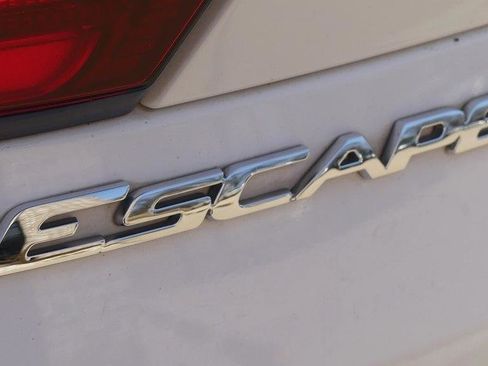 Used 2019 Ford Escape S image 36