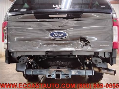 Used 2017 Ford F250 Lariat w/ Chrome Package AWD/4WD image 21