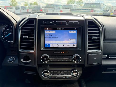 Used 2018 Ford Expedition Limited w/ Cargo Package AWD/4WD image 10