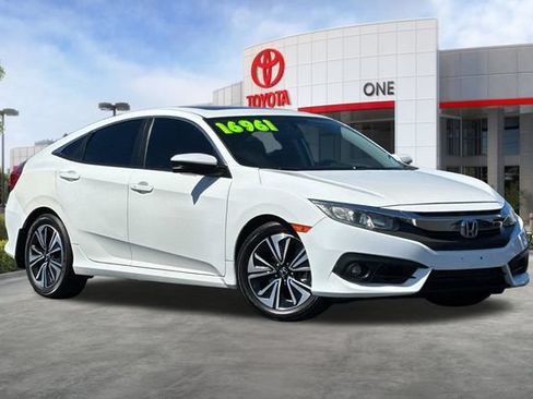 Used 2016 Honda Civic EX-T image 2