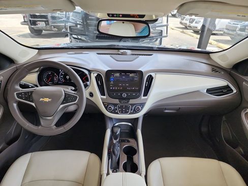 Used 2024 Chevrolet Malibu LT FWD image 19