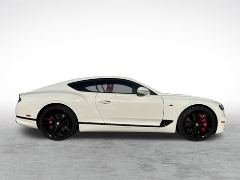 Used 2020 Bentley Continental GT image 10
