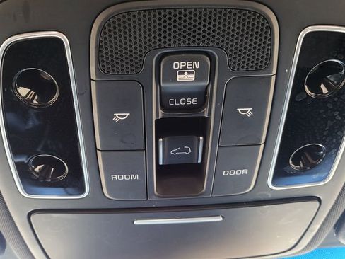 Used 2015 Kia Soul ! w/ Sun & Sound Package image 34