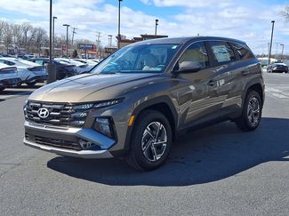 New 2026 Hyundai Tucson Blue SE video 2