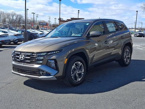 New 2026 Hyundai Tucson Blue SE image 2