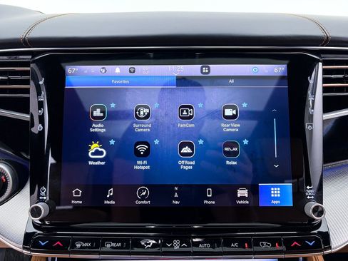 Used 2023 Jeep Grand Wagoneer Series III image 28