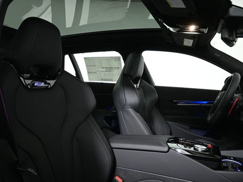 New 2026 BMW M5 Touring AWD/4WD image 35
