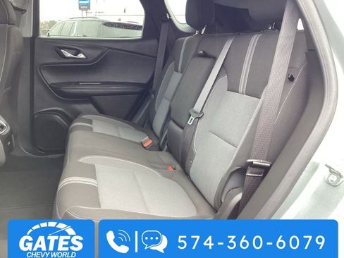 Used 2025 Chevrolet Blazer LT image 14