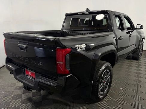 Used 2024 Toyota Tacoma TRD Sport w/ TRD Sport Upgrade Package AWD/4WD image 9