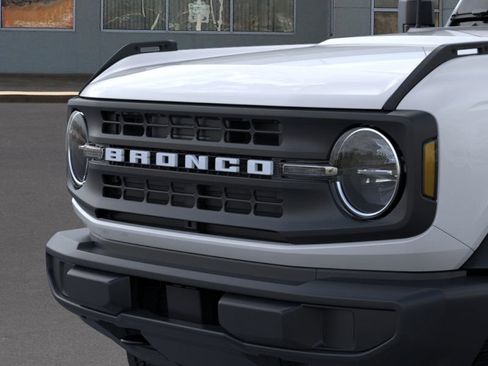 New 2025 Ford Bronco 4-Door image 20