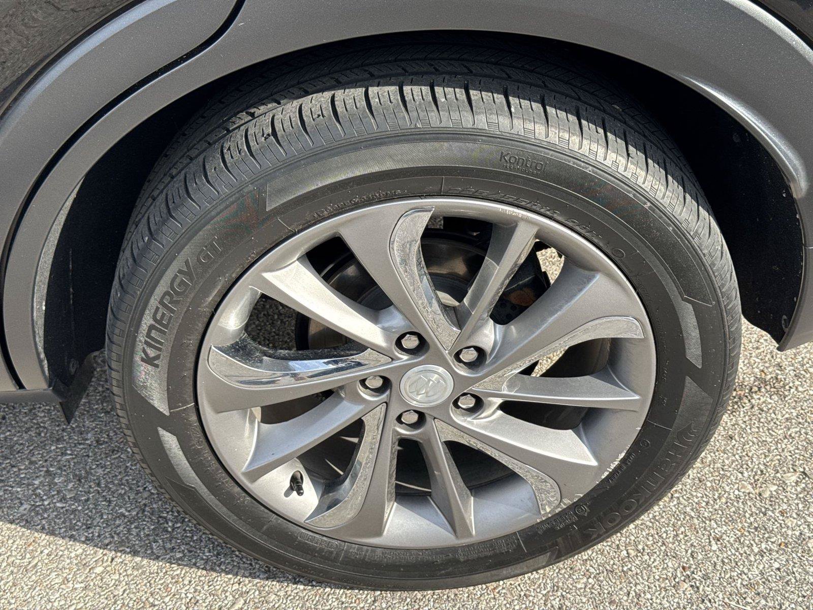 Used 2023 Buick Encore GX Essence w/ Experience Buick Package FWD image 32