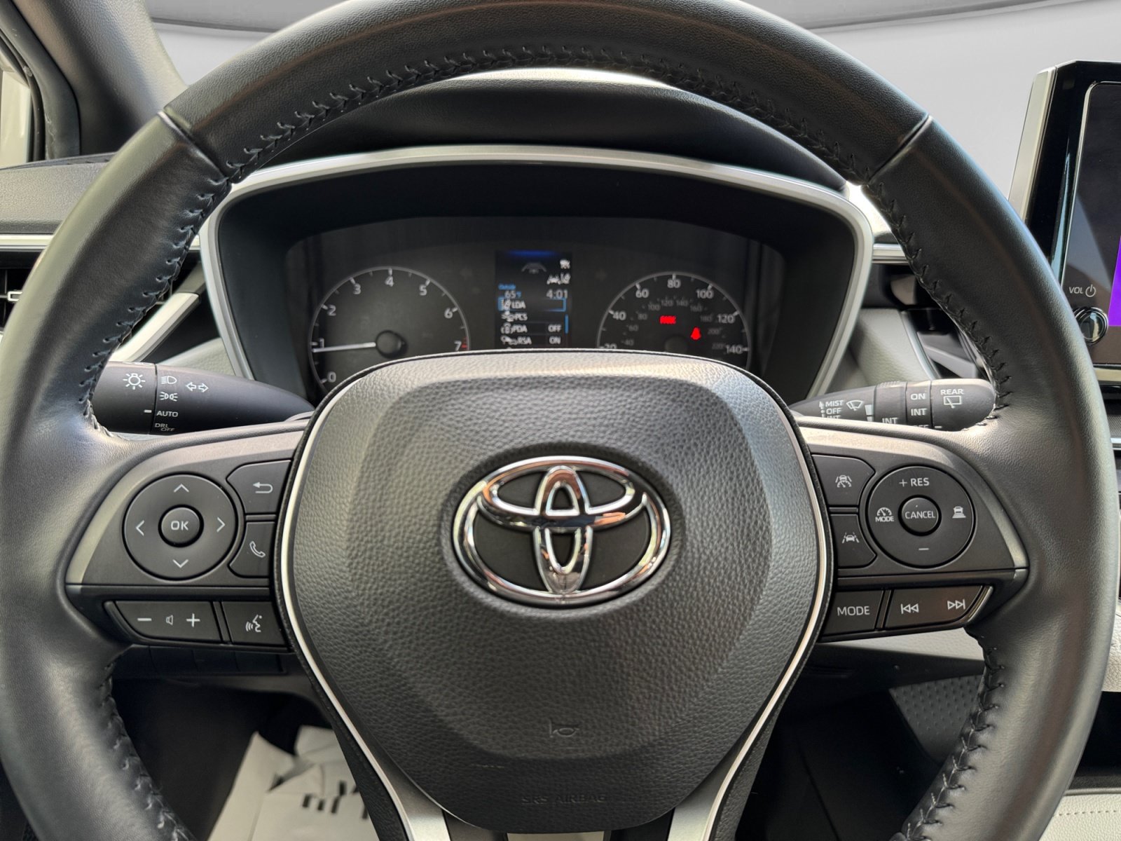 Used 2024 Toyota Corolla SE FWD image 16