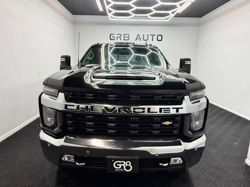 Used 2022 Chevrolet Silverado 2500 LT w/ Texas Edition AWD/4WD image 2