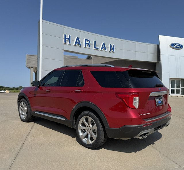 Used 2020 Ford Explorer Platinum w/ Premium Technology Package AWD/4WD image 3