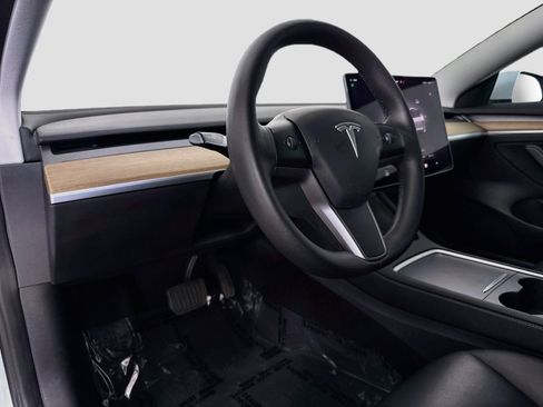 Used 2023 Tesla Model 3 Standard Range RWD image 11
