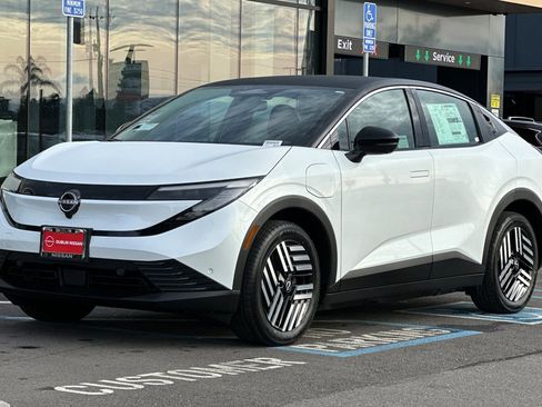 New 2026 Nissan Leaf SV+ image 8