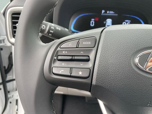 New 2026 Hyundai Venue SEL FWD image 35