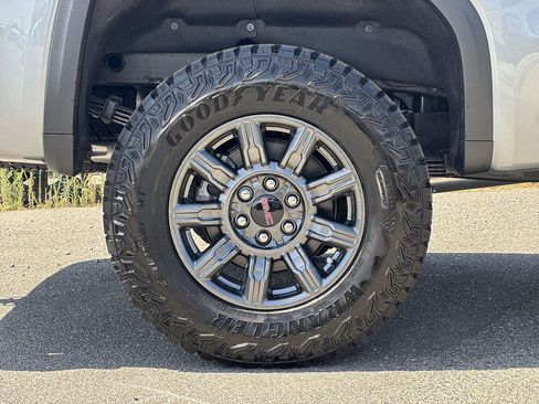 New 2026 GMC Sierra 1500 AT4X w/ LPO, Black Badging Package AWD/4WD image 30
