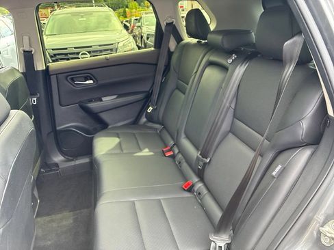 Certified 2023 Nissan Rogue SV w/ SV Premium B Package AWD/4WD image 27