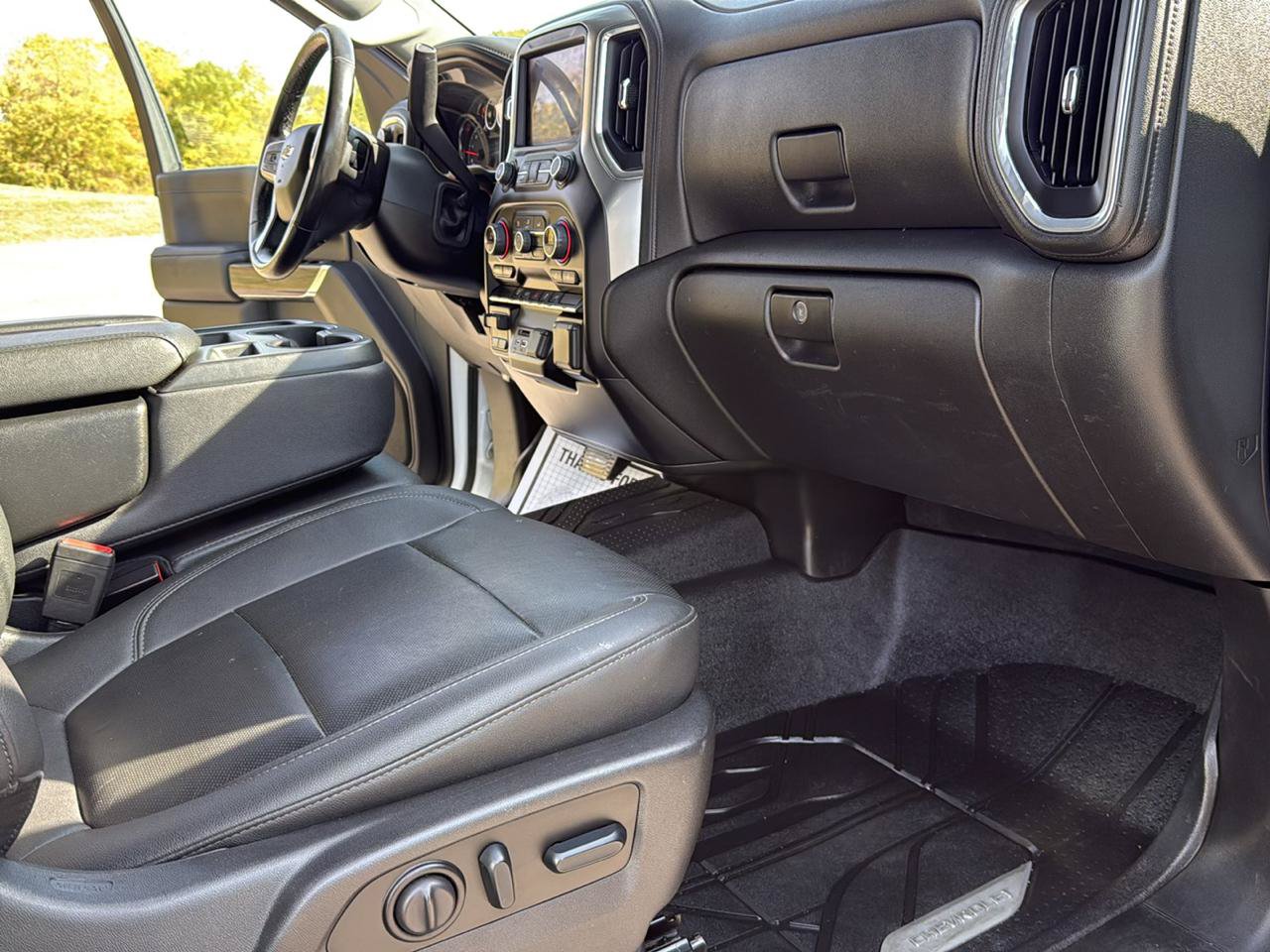 Used 2022 Chevrolet Silverado 3500 LTZ AWD/4WD image 23