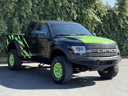 Used 2010 Ford F150 Raptor image 3