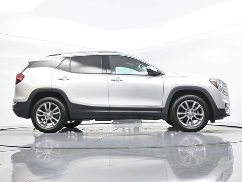 Used 2022 GMC Terrain SLT AWD/4WD image 49