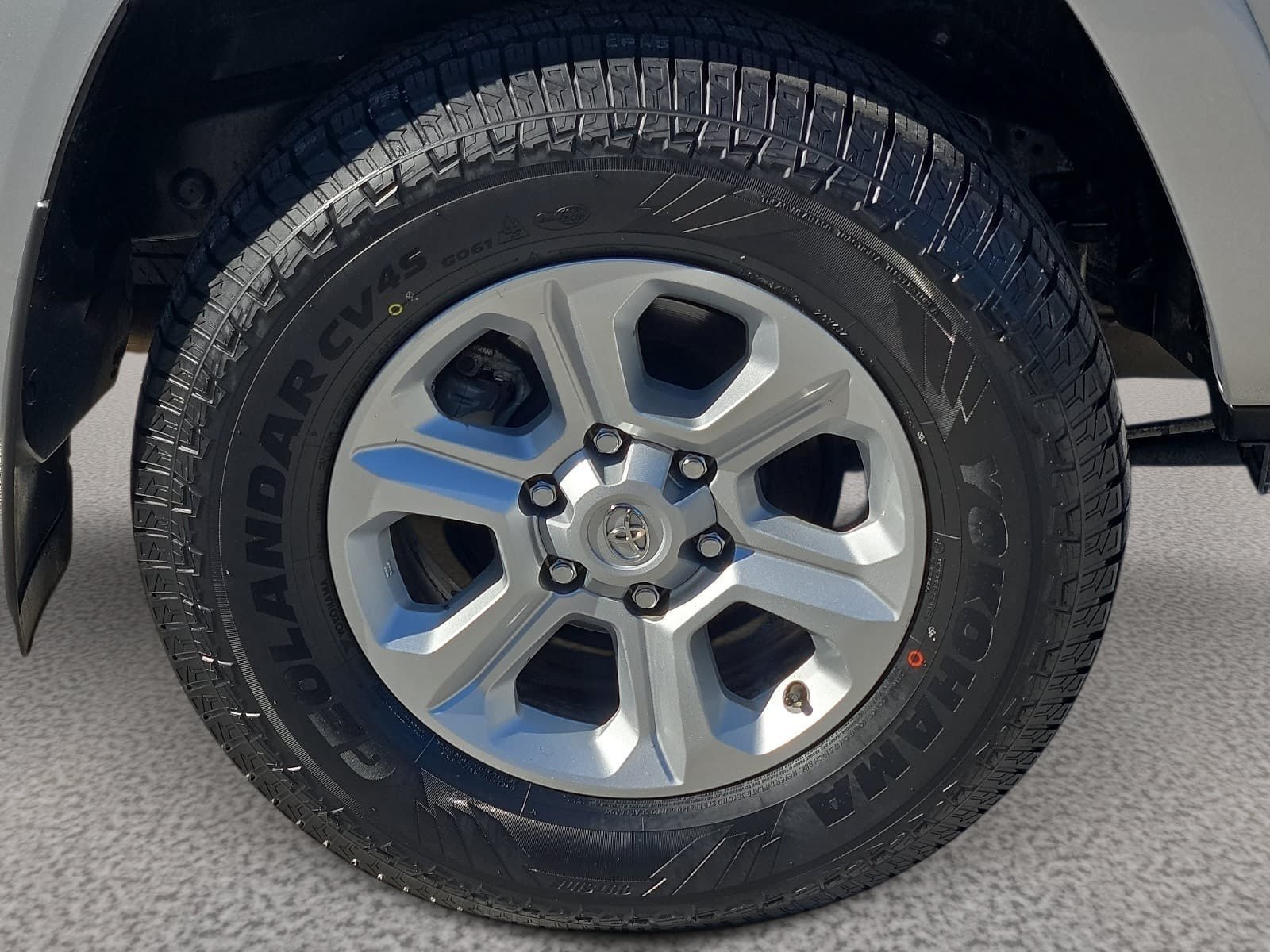 Used 2024 Toyota 4Runner SR5 RWD image 8