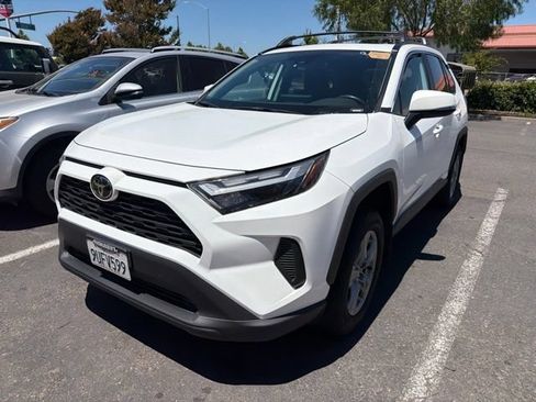 Certified 2025 Toyota RAV4 XLE w/ Convenience Package AWD/4WD image 18