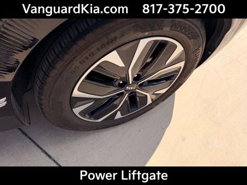 Certified 2024 Kia EV6 Wind RWD image 9